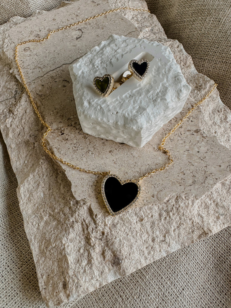 Black Onyx Heart Necklace Earrings Set Jugar N Spice