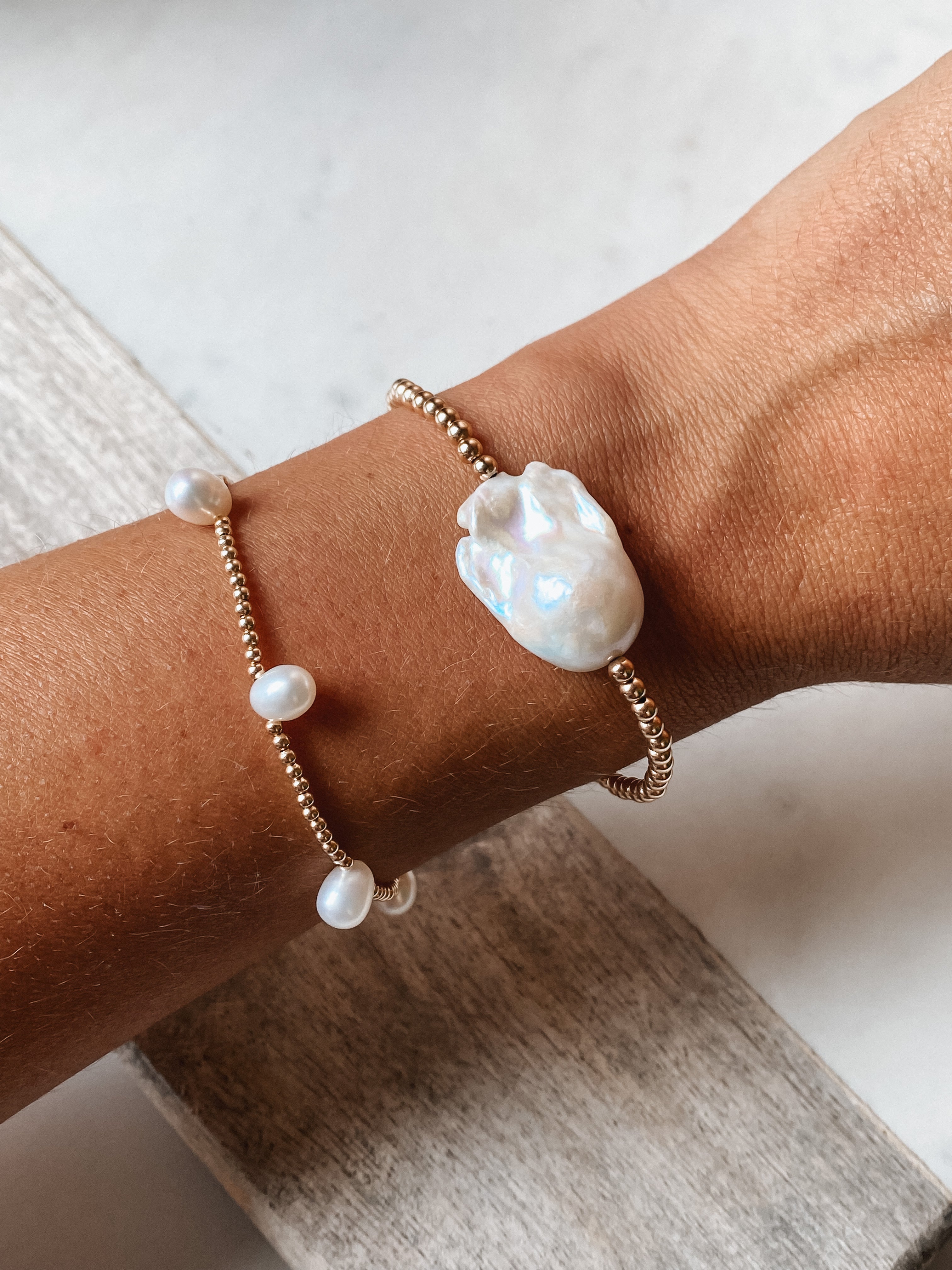 Large pearl on sale bracelet